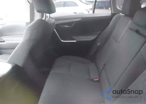 2025 Toyota Rav4 Xle z USA, uszkodzony, nr VIN 2T3P1RFV8SW536194